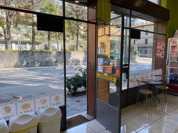 negozio in vendita a Como
