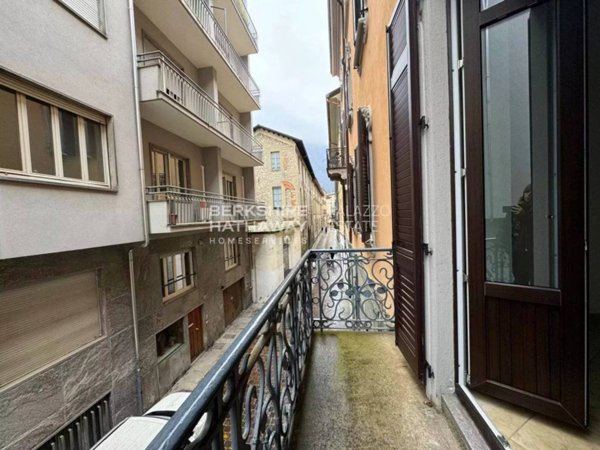 appartamento in vendita a Como in zona Como Centro