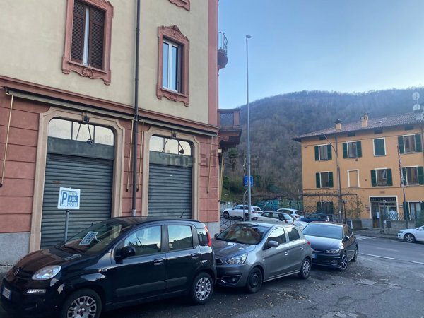 ufficio in vendita a Como in zona Ponte Chiasso