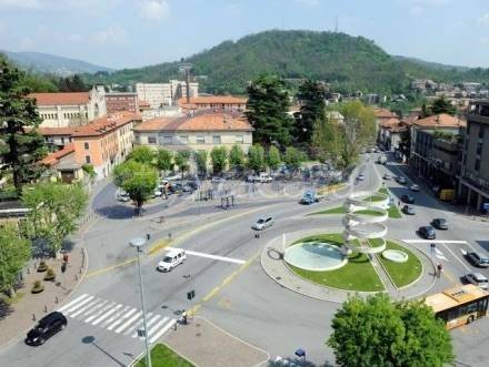 appartamento in vendita a Como in zona Camerlata