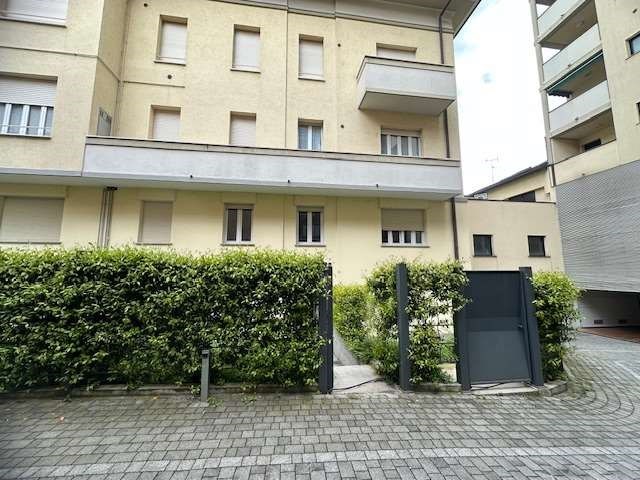 appartamento in vendita a Como in zona Borghi