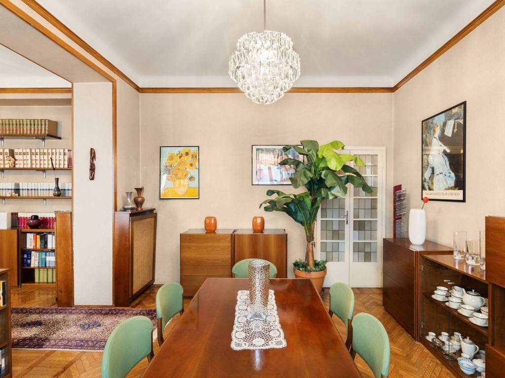 appartamento in vendita a Como in zona Como Centro