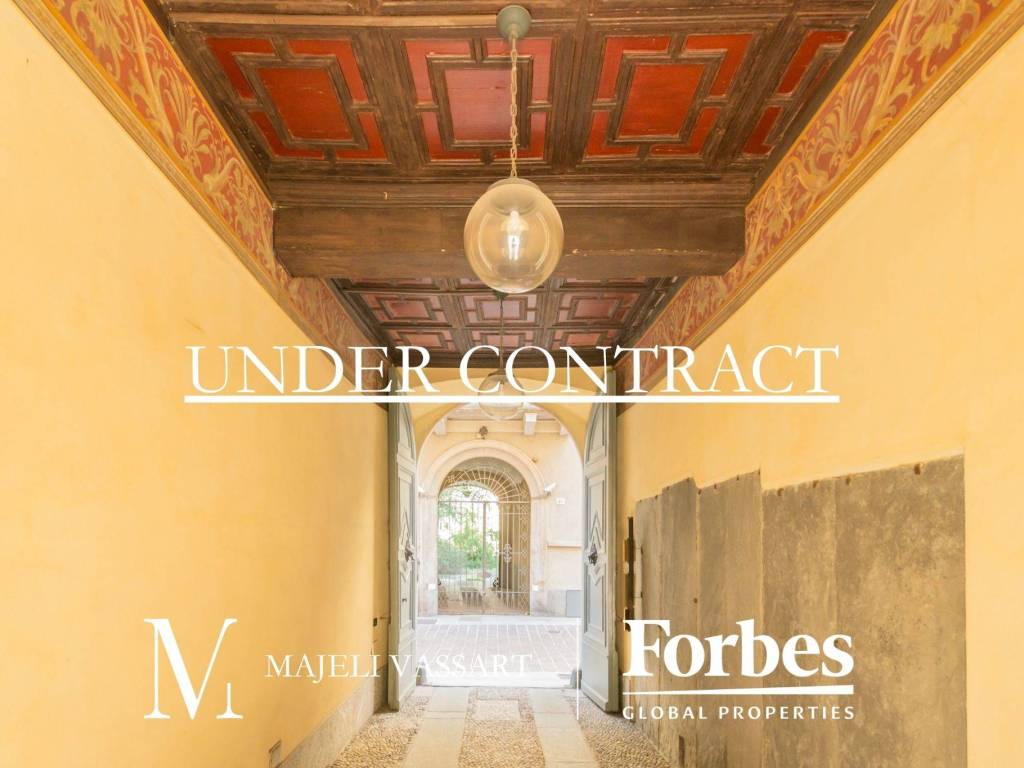 appartamento in vendita a Como in zona Piazza Volta