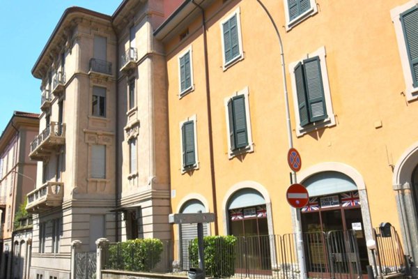 appartamento in vendita a Como in zona Valduce