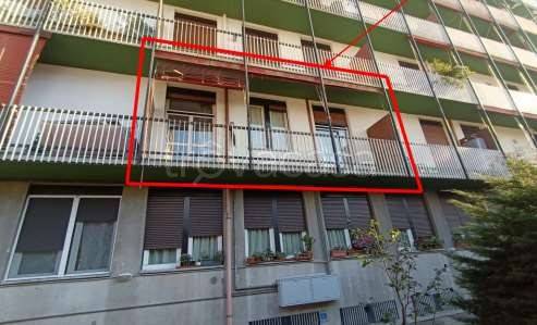 appartamento in vendita a Como in zona Ponte Chiasso