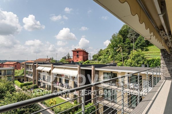 appartamento in vendita a Como in zona Trecallo