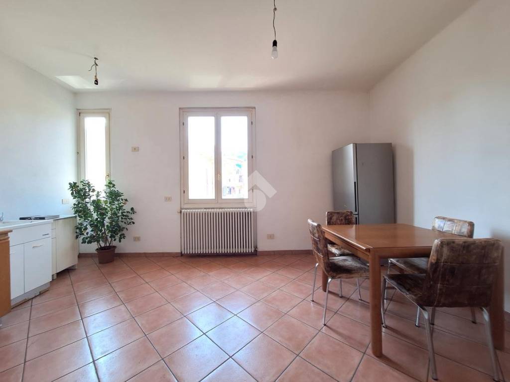 appartamento in vendita a Como in zona Camerlata