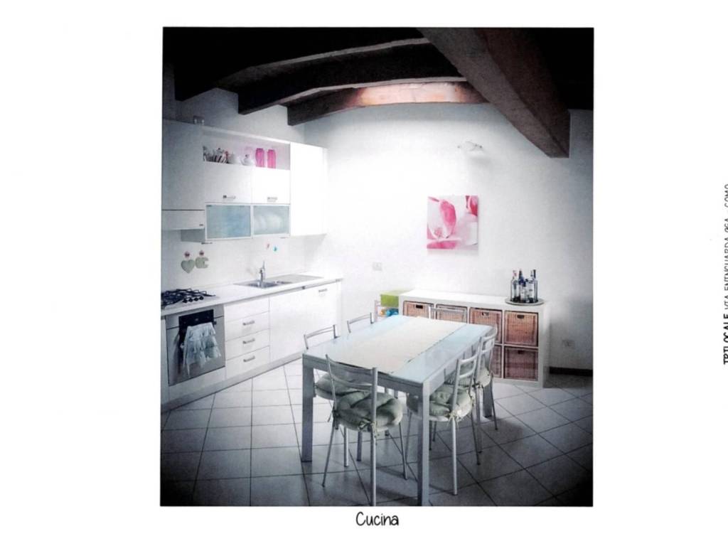 appartamento in vendita a Como in zona Albate