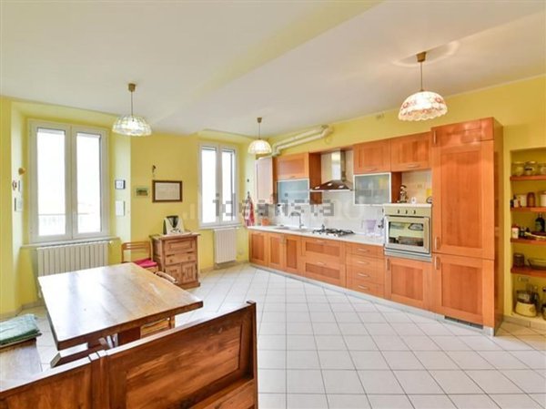 appartamento in vendita a Como in zona Borghi