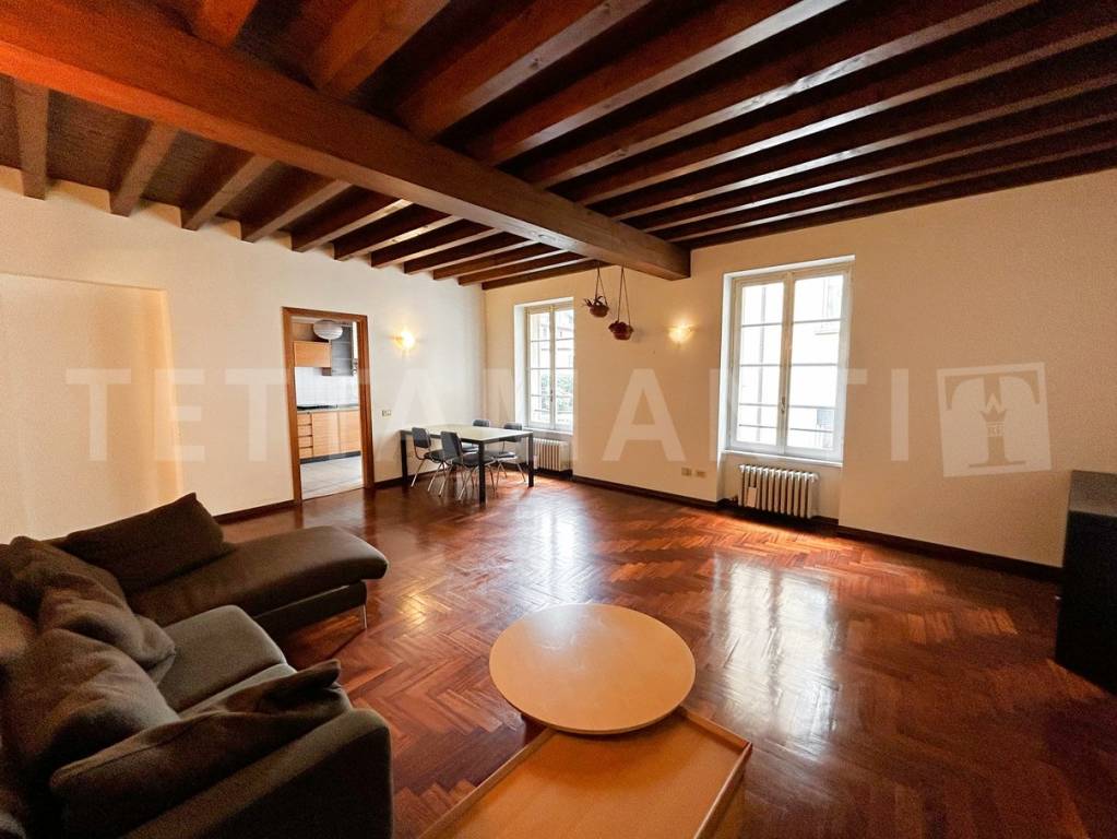 appartamento in vendita a Como in zona Valduce