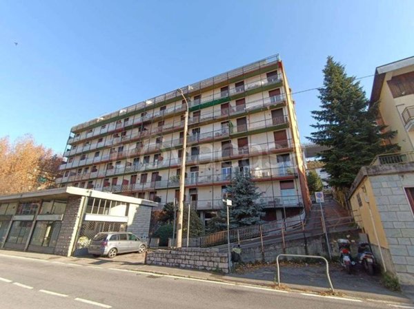 appartamento in vendita a Como in zona Ponte Chiasso