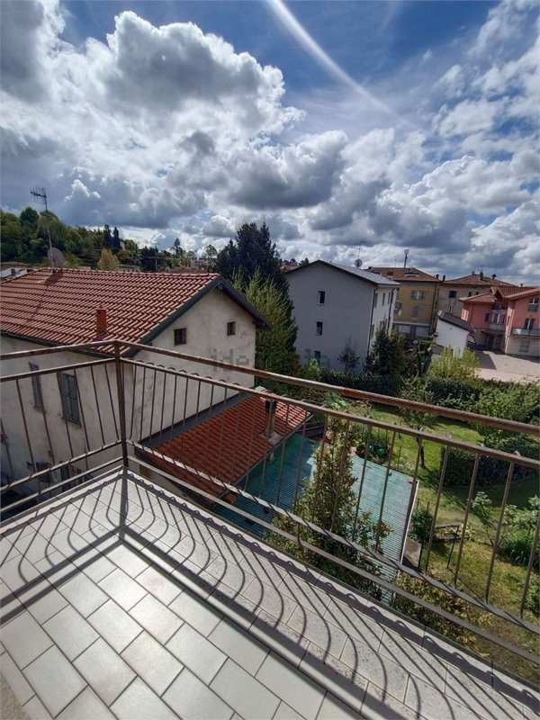 appartamento in vendita a Como in zona Albate