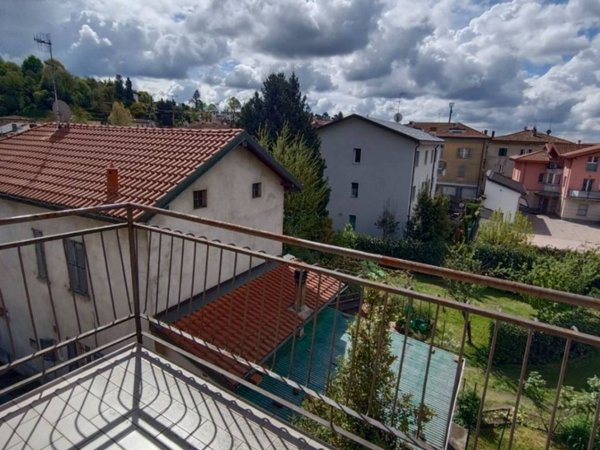 appartamento in vendita a Como in zona Albate