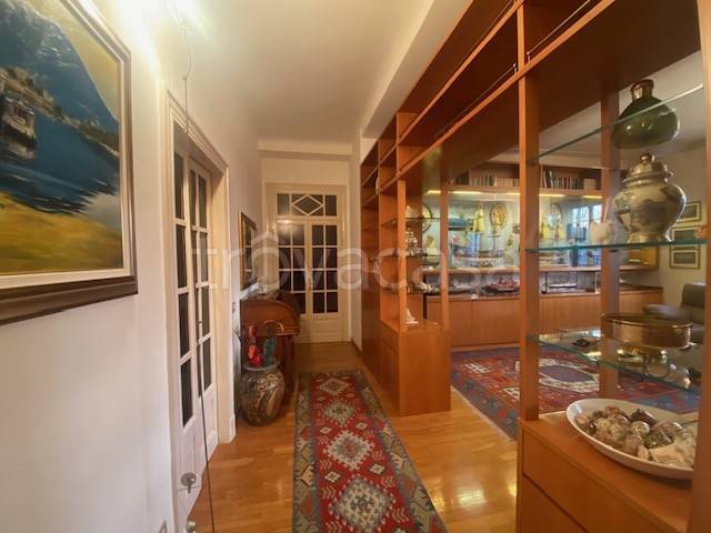 appartamento in vendita a Como in zona Valduce