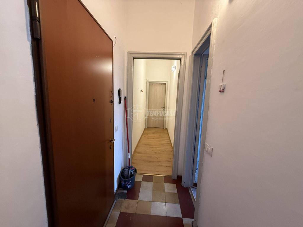 appartamento in vendita a Como in zona Ponte Chiasso