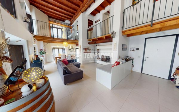 appartamento in vendita a Como in zona Borghi