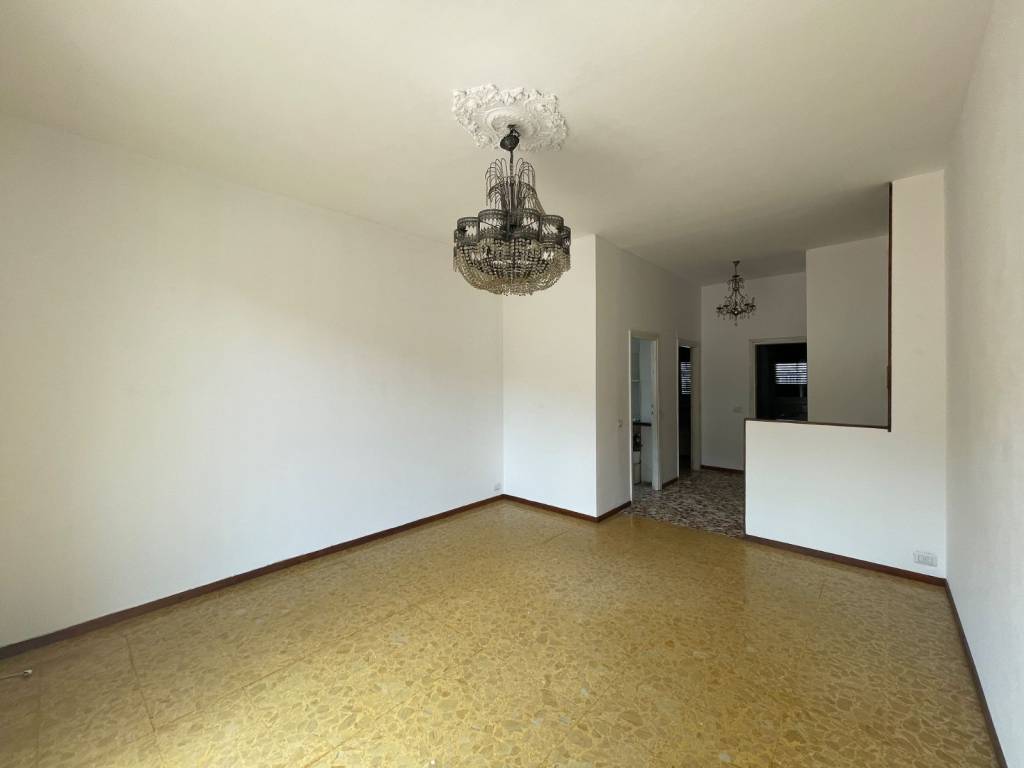 appartamento in vendita a Como in zona Monte Olimpino