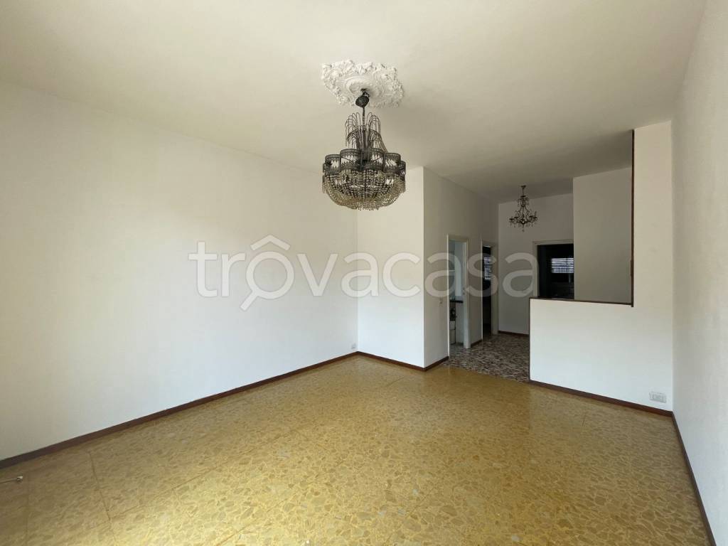 appartamento in vendita a Como in zona Monte Olimpino