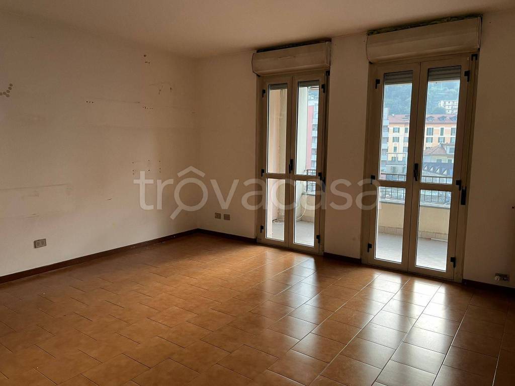 appartamento in vendita a Como in zona Como Centro
