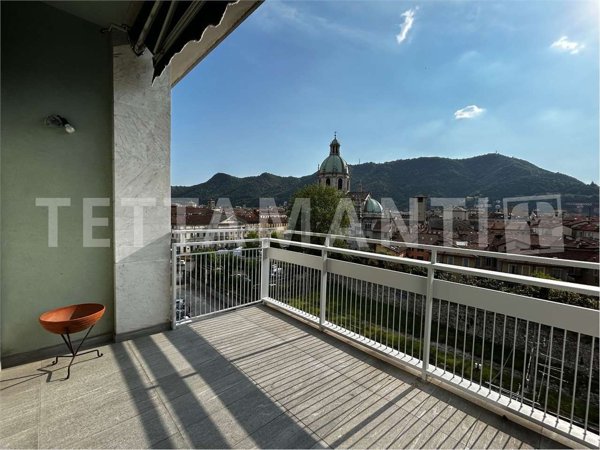 appartamento in vendita a Como in zona Como Centro