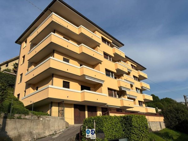 appartamento in vendita a Como in zona Sagnino