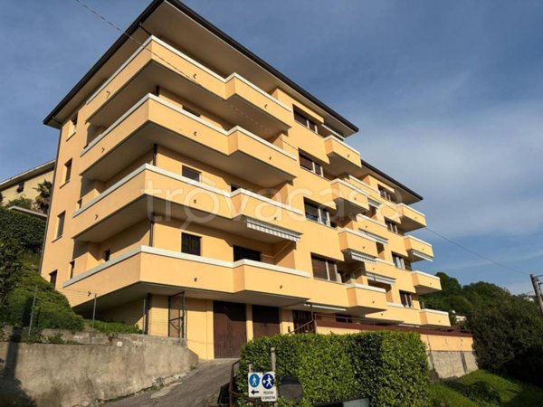 appartamento in vendita a Como in zona Sagnino