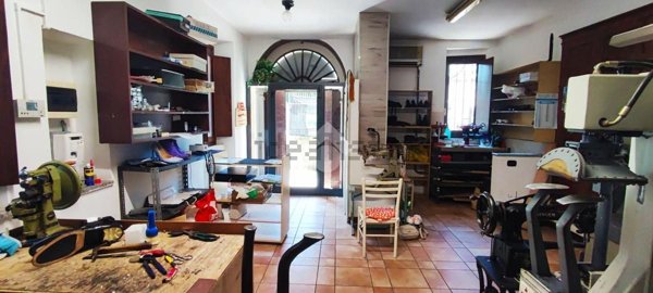 casa semindipendente in vendita a Como in zona Albate