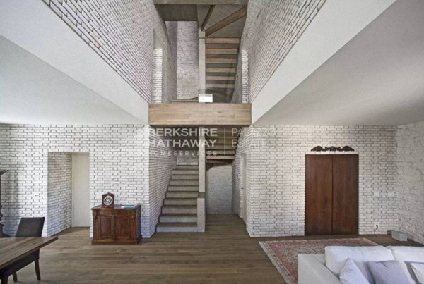 casa indipendente in vendita a Como in zona Como Centro