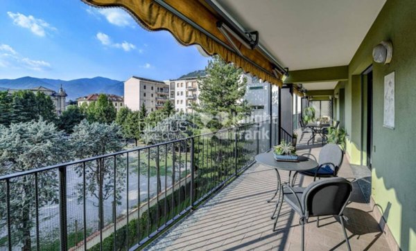 appartamento in vendita a Como in zona Viale Varese