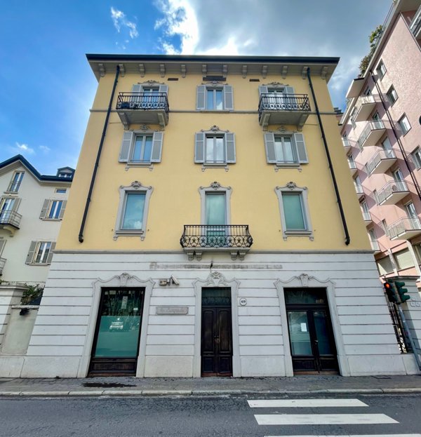 casa indipendente in vendita a Como in zona Como Centro