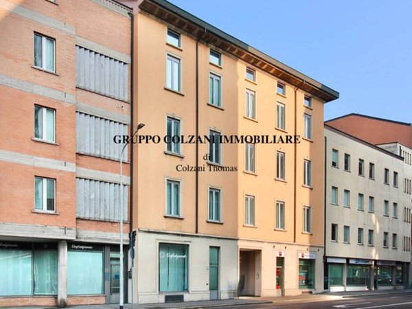 appartamento in vendita a Como in zona Borghi