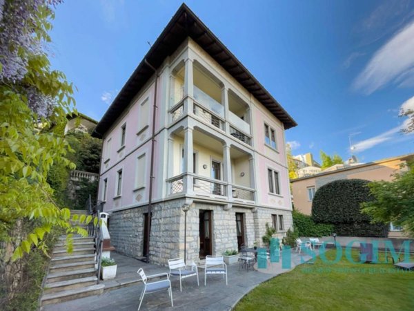 casa indipendente in vendita a Como in zona Como Centro