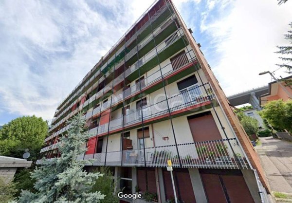 appartamento in vendita a Como in zona Ponte Chiasso
