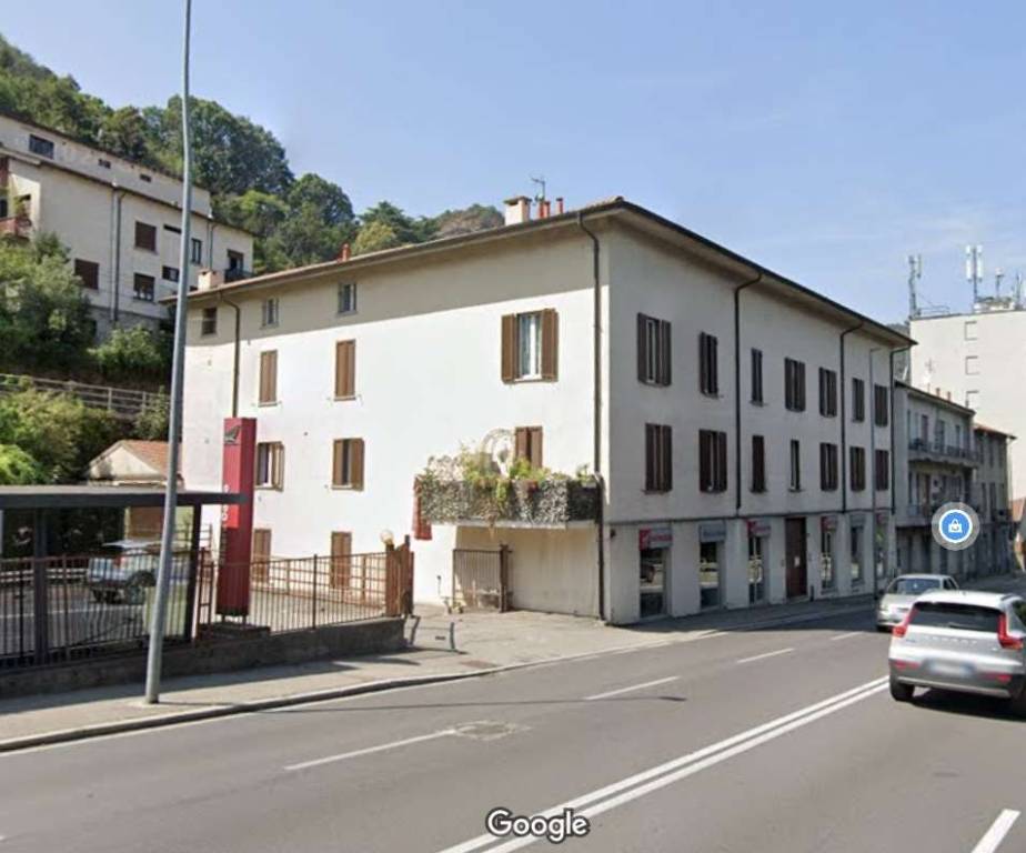 appartamento in vendita a Como in zona Caserme
