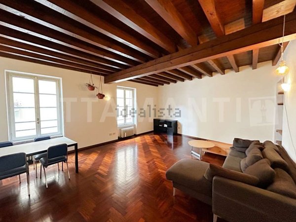 appartamento in vendita a Como in zona Como Centro