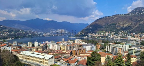 appartamento in vendita a Como