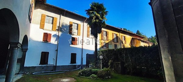 appartamento in vendita a Como in zona Rebbio