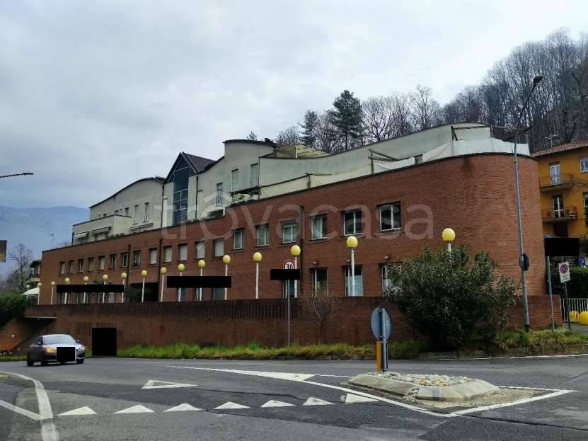 appartamento in vendita a Como in zona Borghi