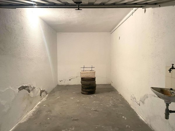 negozio in vendita a Como in zona Borghi