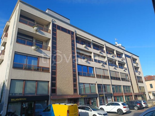 appartamento in vendita a Como in zona Camerlata