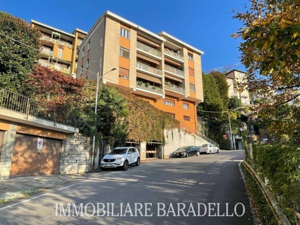 appartamento in vendita a Como in zona Civiglio