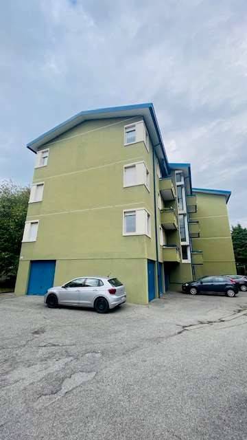 appartamento in vendita a Como in zona Prestino