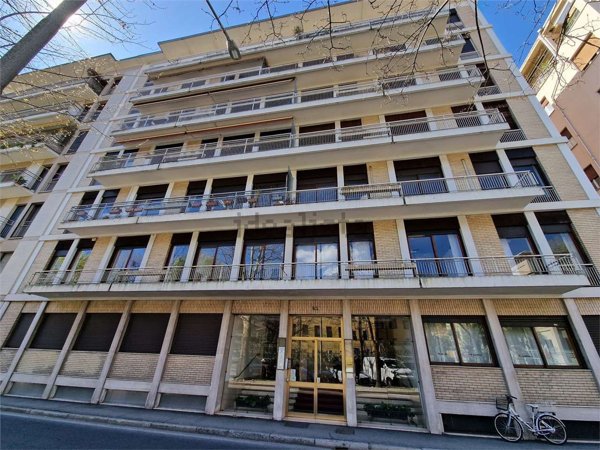 appartamento in vendita a Como in zona Como Centro