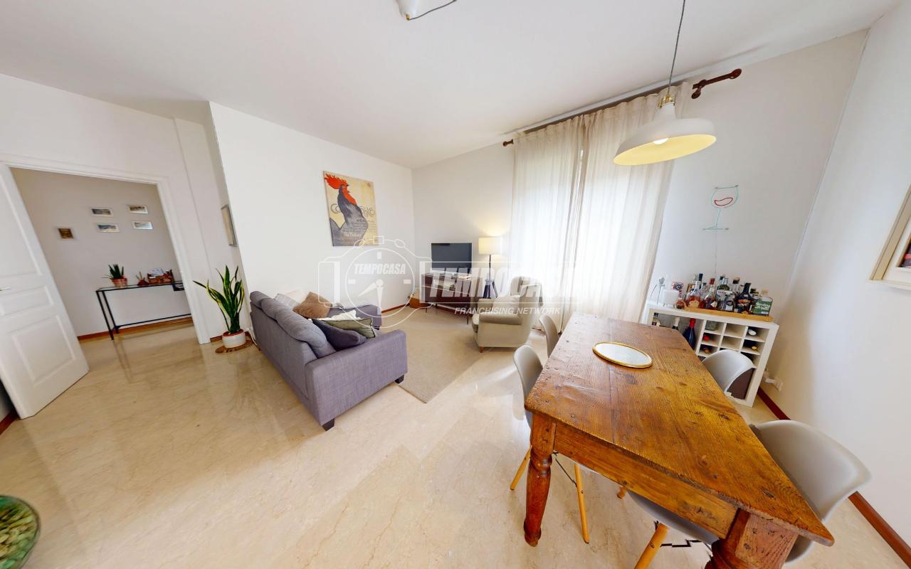 appartamento in vendita a Como in zona Borghi