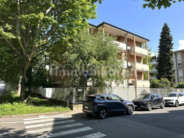 appartamento in vendita a Como in zona Rebbio