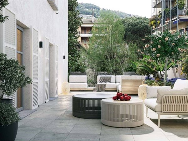 appartamento in vendita a Como in zona Borghi