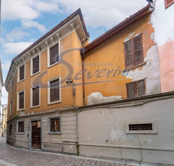 appartamento in vendita a Como in zona Como Centro