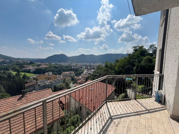 appartamento in vendita a Como