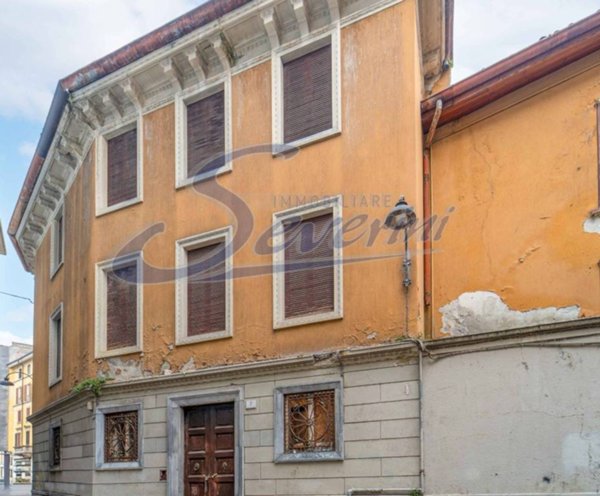 casa indipendente in vendita a Como in zona Como Centro