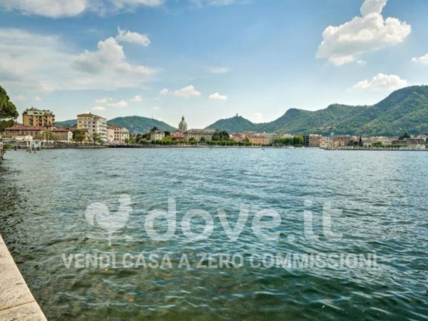 appartamento in vendita a Como in zona Como Centro